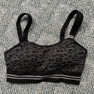 Momcozy 4 in 1 pumping nursing bra